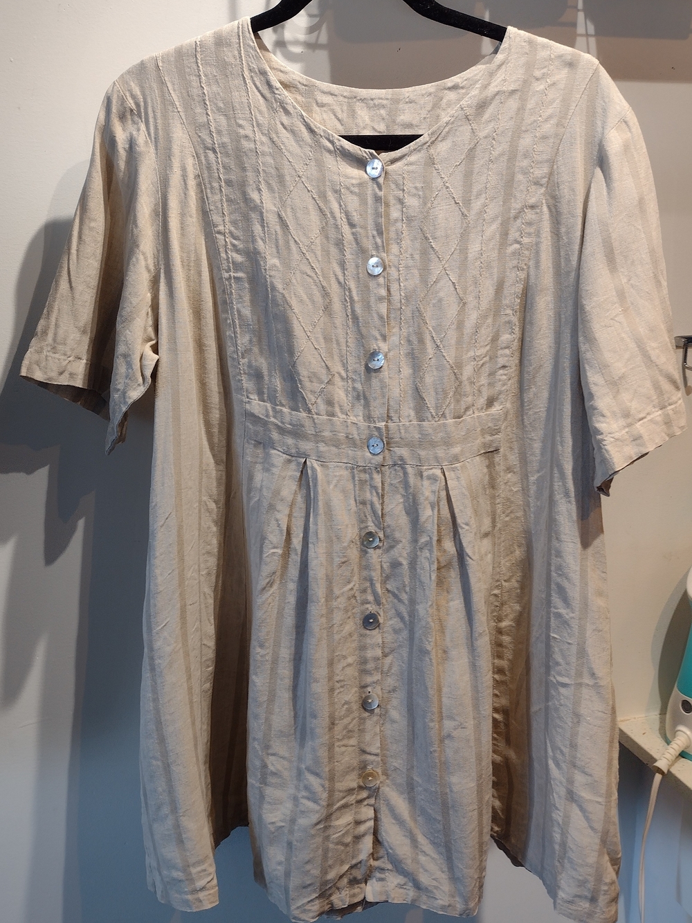 Vintage Neutral Beige Button-Front Midi Dress - Picture 2 of 6